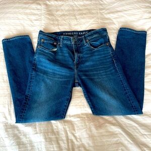 Men’s American Eagle Airflex Jeans-Blue in color